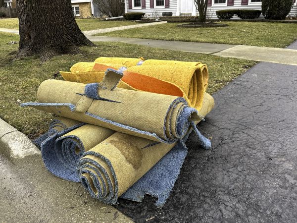 Carpet Haul Away Service in Weatherford