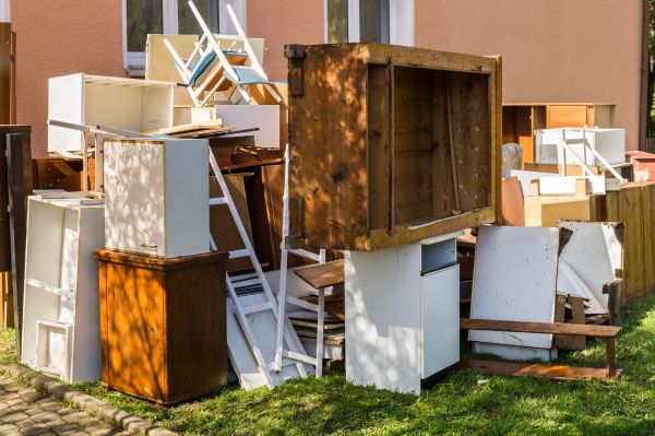 Junk Haul Away Service in Weatherford